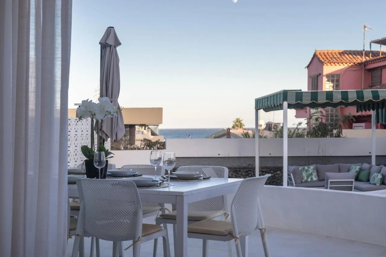 Amplia Y Comoda Con Terraza Y Vistas Al Mar San Bartolome de Tirajana  Spain