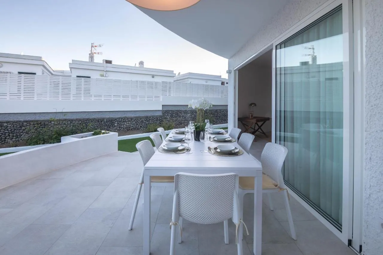 Apartment Amplia Y Comoda Con Terraza Y Vistas Al Mar San Bartolome de Tirajana  Spain