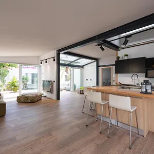  Vakantiehuis Modern Bungalow Dragon Club Ii